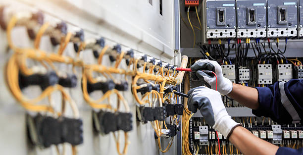 Professional Electrician technician working in Lake Havasu City, AZ